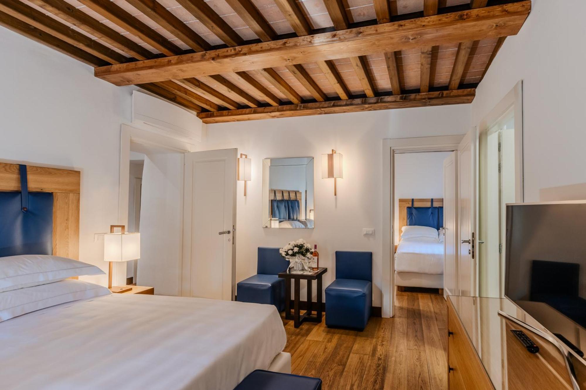 Villa Tolomei Hotel & Resort Флоренция Экстерьер фото Family room